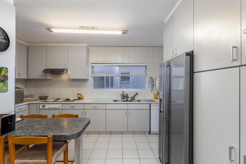 3 Bedroom Property for Sale in Bantry Bay Western Cape